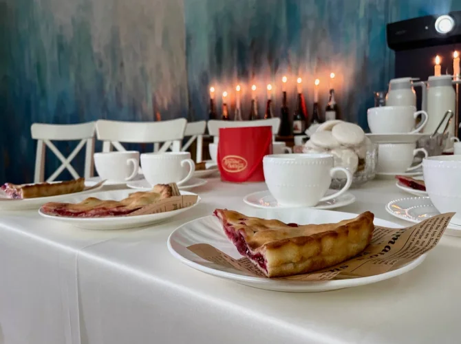 Московские высотки: от колоколен до Сити. Лекция c бранчем в высотке на Красных Воротах