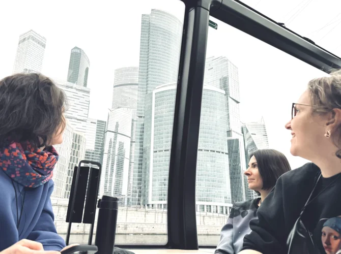 Город и река — 2: от последней деревни до Сити. Экскурсия с поездкой на «Синичке»