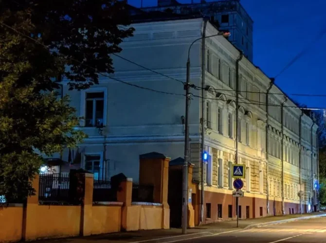 Московские гимназии в районе Басманных улиц. Пешеходная экскурсия