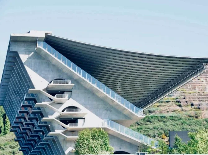 Дегустируем архитектуру Португалии. Лекция + дегустация вина