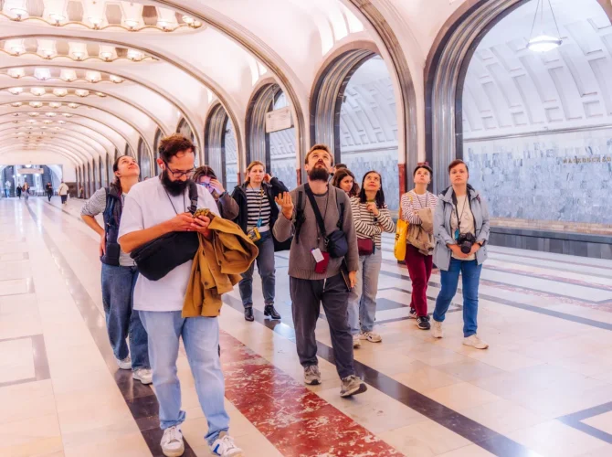 В поисках ар-деко. Экскурсия по второй очереди московского метро