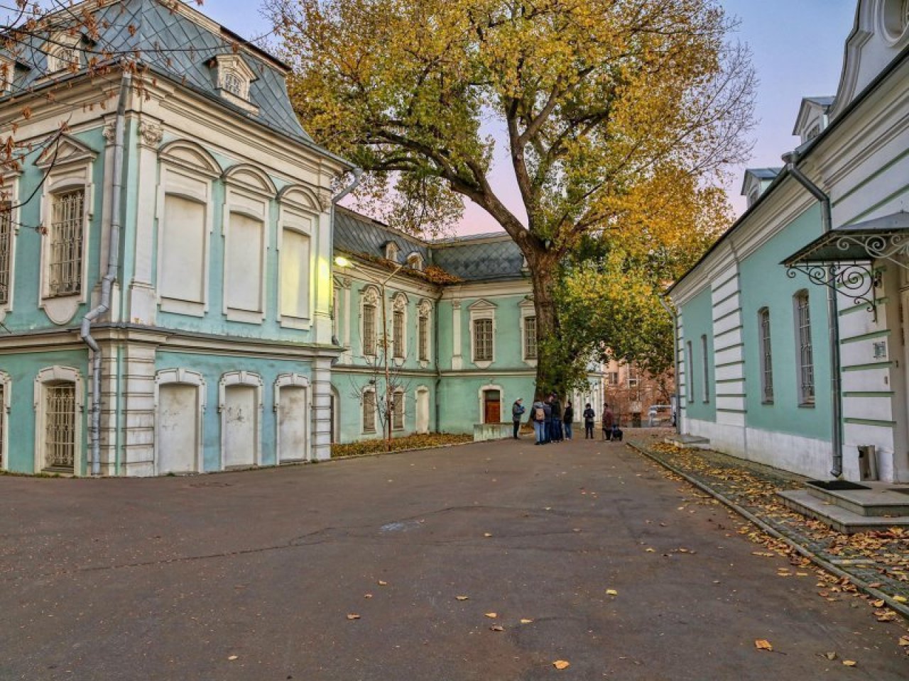 Куплю палаты с видом на Кремль. Экскурсия по средневековой Москве-4