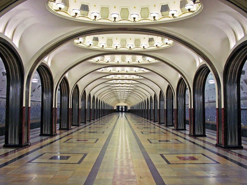 Архитектура и власть в метро 1930-х годов