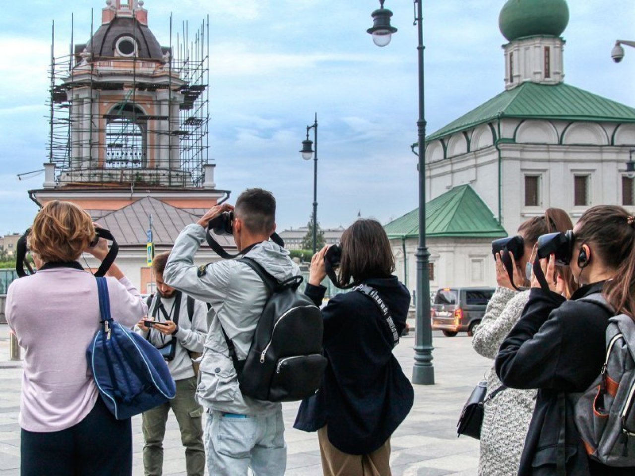 Путешествие во времени с VR. От Кремля до восьмой высотки. Пешеходная экскурсия с VR-очками-5