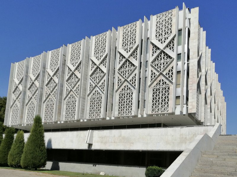 Узбекистан. От древности до модернизма. Семидневный тур с Айратом Багаутдиновым  (15-21 апреля)